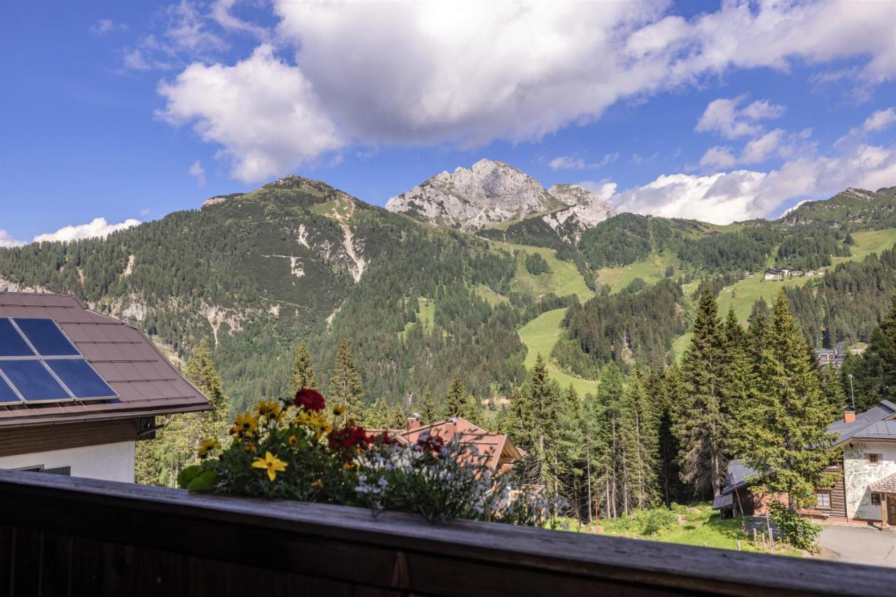 Almhuetten Sonnblick & Almfried Sonnenalpe Nassfeld Exterior photo